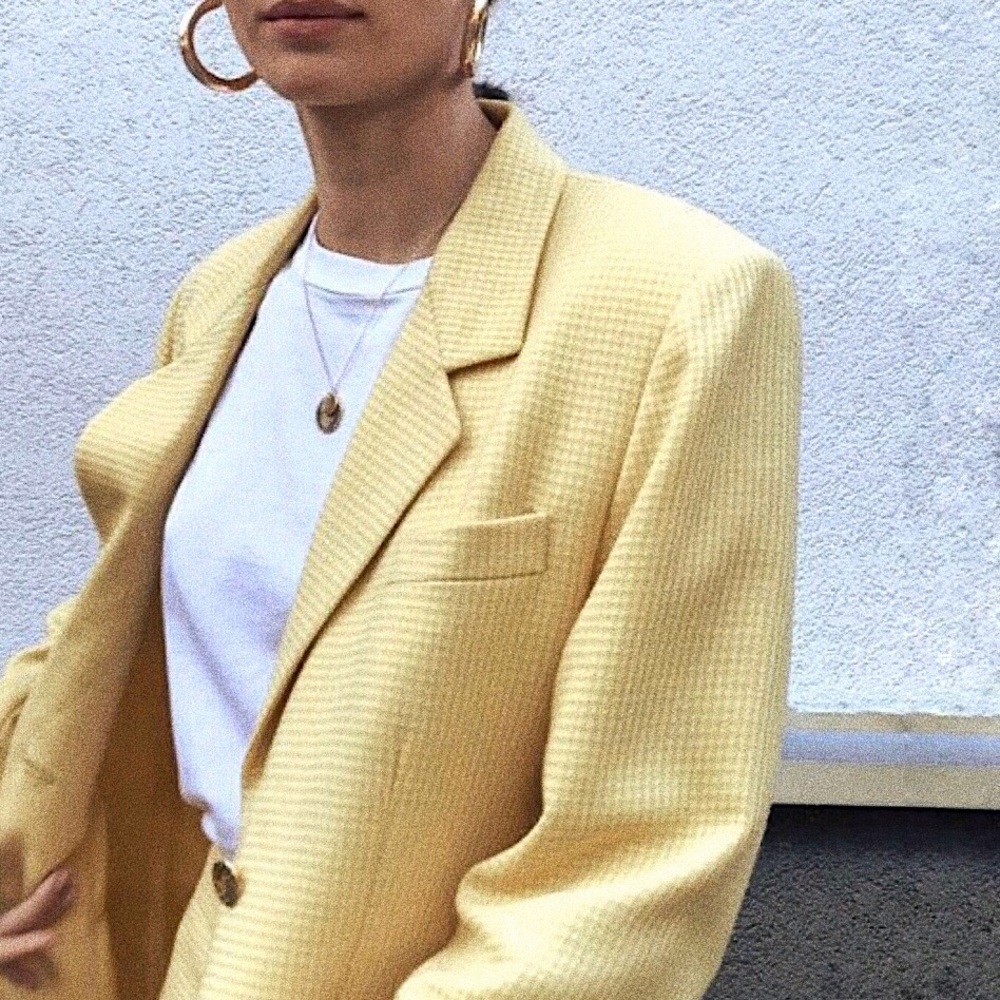 Blogger Fav | Super Chic Retro Gold Hoop Earrings